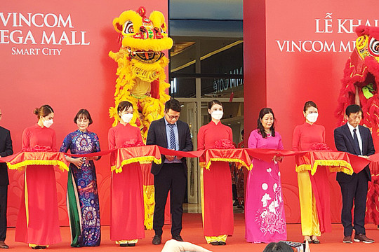 Khai trương trung tâm thương mại thế hệ mới Vincom Mega Mall Smart City đầu tiên của Việt Nam