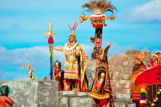 Màu sắc lễ hội Bolivia