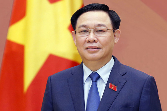Chủ tịch Quốc hội Vương Đình Huệ lên đường thăm chính thức Cộng hòa Dân chủ Nhân dân Lào
