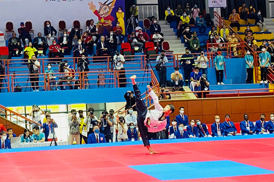 Taekwondo Việt Nam giành 4 Huy chương vàng trong ngày đầu ra quân