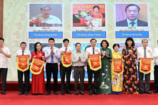 12 thí sinh tranh tài tại cuộc thi Bí thư chi bộ tổ dân phố giỏi quận Hoàn Kiếm