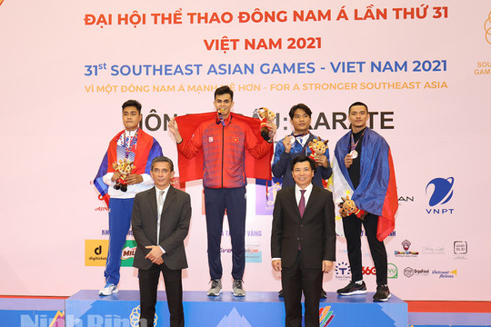 Karate Việt Nam xuất sắc giành thêm 4 Huy chương vàng trong ngày thi đấu thứ hai