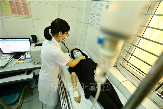 Số ca mắc sốt xuất huyết, tay chân miệng tại Hà Nội có dấu hiệu gia tăng
