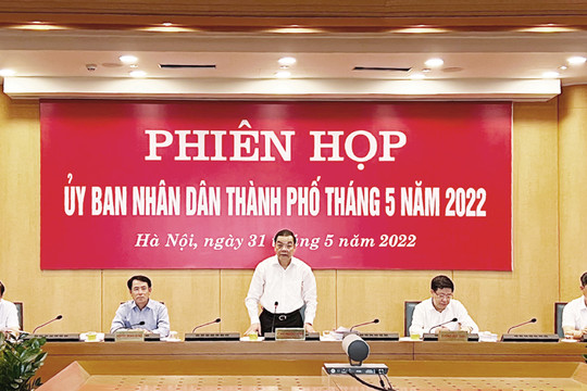 Tập thể UBND thành phố xem xét một số nội dung trình kỳ họp HĐND thành phố Hà Nội