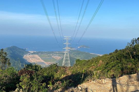 Đóng điện kỹ thuật Đường dây 500kV mạch 3 đoạn Quảng Trạch - Dốc Sỏi