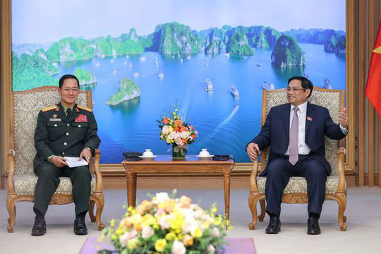 Thủ tướng Phạm Minh Chính tiếp Tổng Tham mưu trưởng Quân đội nhân dân Lào Khamliang Outhakaysone