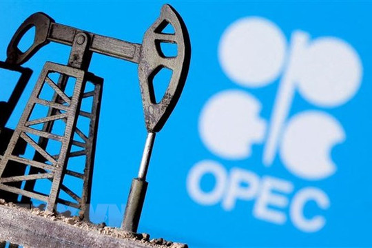Giá dầu tăng 1% dù OPEC+ nhất trí nâng sản lượng cao hơn dự kiến