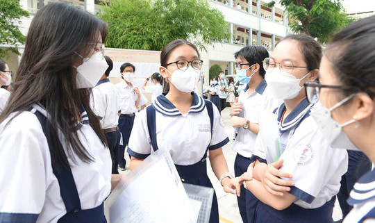 Thành phố Hồ Chí Minh: Ba thí sinh vi phạm quy chế trong ngày đầu thi vào lớp 10