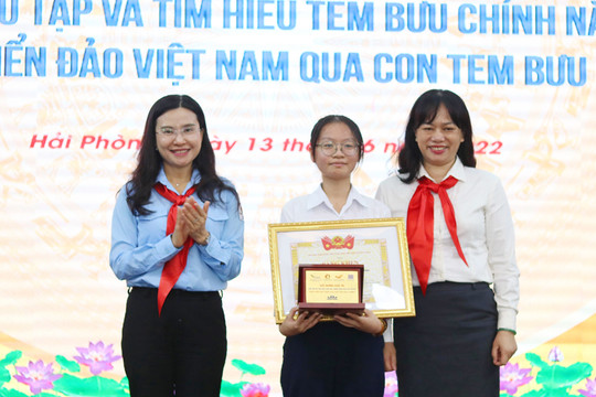 Hơn 1,1 triệu bài dự thi sưu tập và tìm hiểu tem về biển đảo Việt Nam