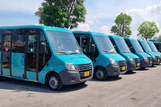 Hà Nội: Sử dụng xe cỡ nhỏ để mở tuyến buýt kết nối với đường sắt đô thị