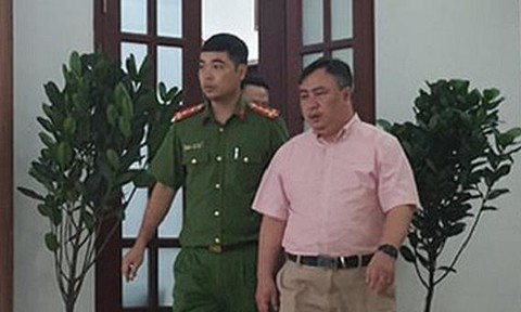 Đề nghị truy tố Giám đốc Bệnh viện Mắt thành phố Hồ Chí Minh Nguyễn Minh Khải
