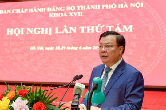 Ban hành Nghị quyết Hội nghị lần thứ tám, Ban Chấp hành Đảng bộ thành phố Hà Nội khóa XVII