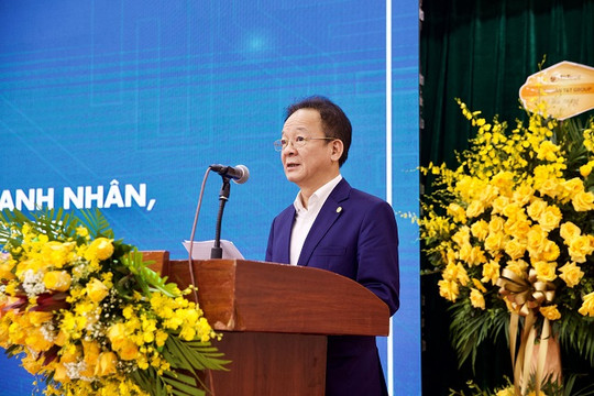 Doanh nhân Đỗ Quang Hiển được bầu làm Chủ tịch Câu lạc bộ Cựu sinh viên doanh nhân Đại học Quốc gia Hà Nội