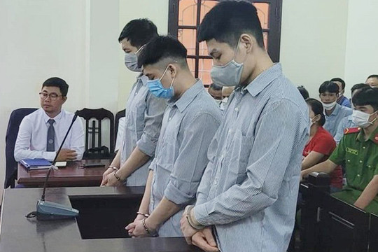 Tuyên án vụ sập giàn giáo trên phố Nguyễn Công Trứ khiến 4 người tử vong