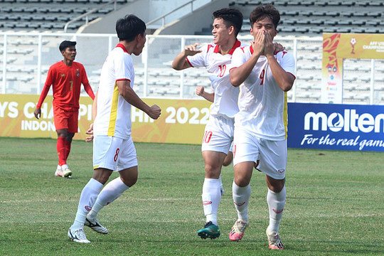 Thắng thuyết phục U19 Myanmar, U19 Việt Nam tiến gần đến bán kết