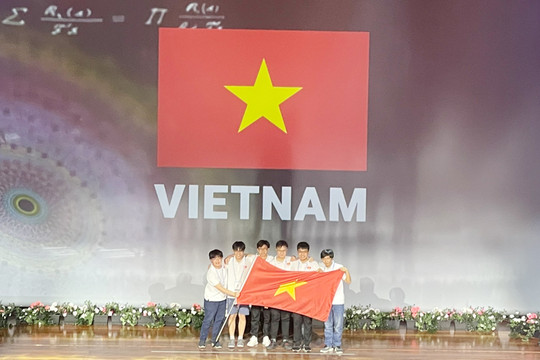 Học sinh Việt Nam giành 2 Huy chương vàng Olympic toán học quốc tế