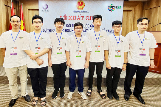 Học sinh Việt Nam giành 3 Huy chương vàng Olympic vật lý quốc tế