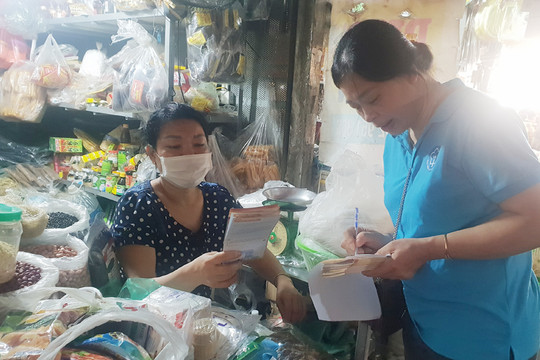 Chỉ cần 132.000 đồng mỗi tháng, người dân ở Hà Nội có thể tham gia bảo hiểm xã hội tự nguyện