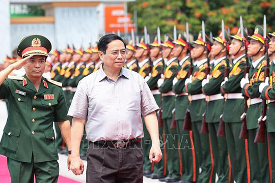 Thủ tướng Phạm Minh Chính thăm, làm việc tại Bộ Tư lệnh Quân khu 4