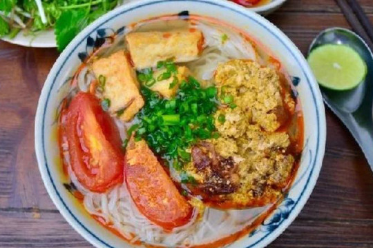 Tạp chí Vogue gợi ý 29 món ăn ngon của Việt Nam nhất định phải thử