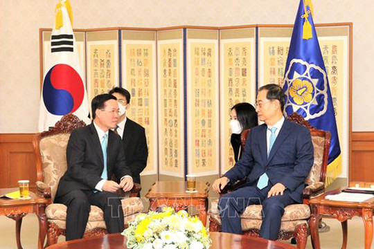 Thủ tướng Hàn Quốc Han Duck-soo tiếp Thường trực Ban Bí thư Võ Văn Thưởng