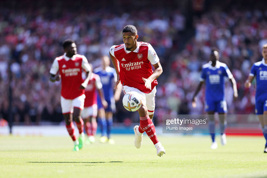 Tân binh Gabriel Jesus lập cú đúp, Arsenal đánh bại Leicester với tỷ số 4-2