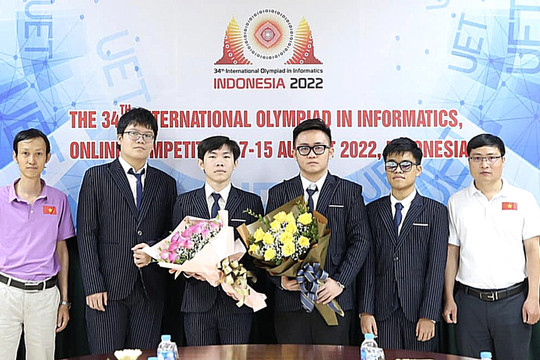 Học sinh Việt Nam giành Huy chương vàng Olympic tin học quốc tế