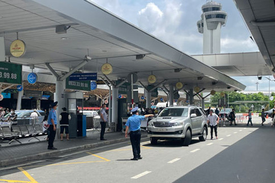 Tiếp tục chấn chỉnh tình trạng bát nháo tại sân bay Tân Sơn Nhất