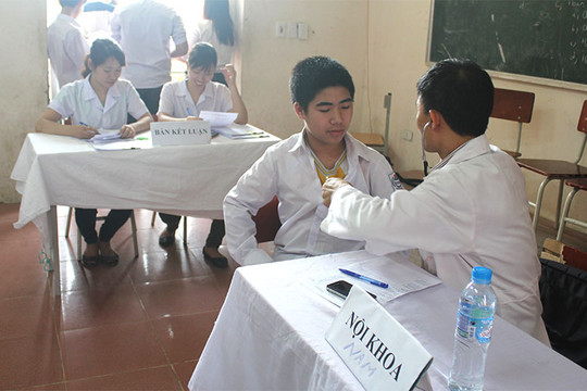 Hà Nội đôn đốc để thu hút 100% học sinh, sinh viên tham gia bảo hiểm y tế