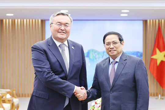 Phát triển hơn nữa quan hệ hữu nghị, hợp tác truyền thống Việt Nam – Kazakhstan