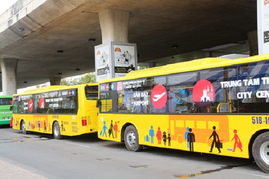 Xe buýt sân bay Tân Sơn Nhất miễn phí vận chuyển kiện hành lý dưới 20kg
