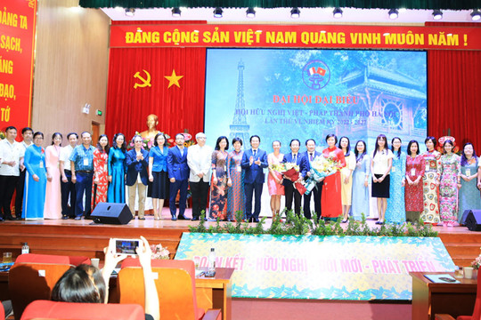 Tích cực thúc đẩy giao lưu hợp tác Việt - Pháp