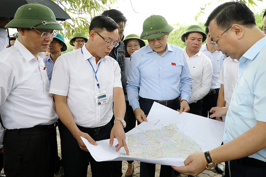 Quận Long Biên cần quyết liệt triển khai các trạm xử lý nước thải, thoát nước đã có quy hoạch