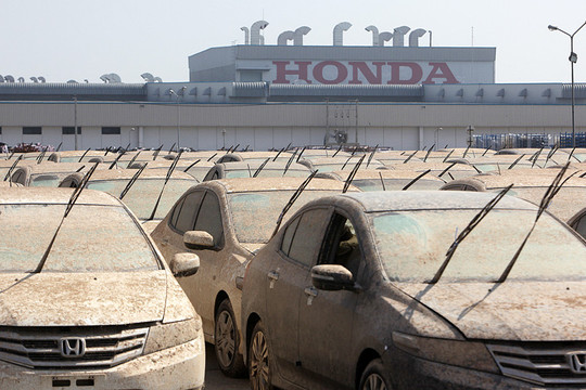 Các hãng ô tô Nhật Bản đối mặt nhiều rủi ro từ biến đổi khí hậu