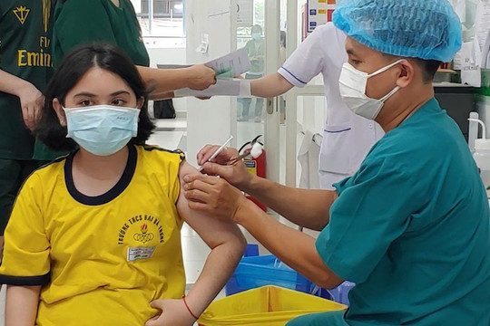 Thành phố Hồ Chí Minh: Tiêm vắc xin phòng Covid-19 cả trong dịp nghỉ lễ 2-9