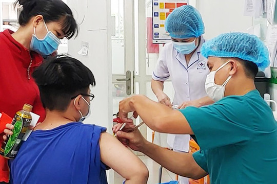 Thành phố Hồ Chí Minh: Tiêm hơn 15.500 mũi vắc xin phòng Covid-19 trong 4 ngày nghỉ lễ