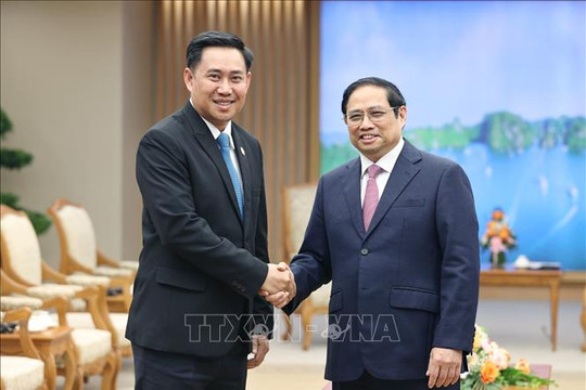 Thủ tướng Phạm Minh Chính tiếp Bộ trưởng, Chủ nhiệm Văn phòng Phủ Thủ tướng Lào