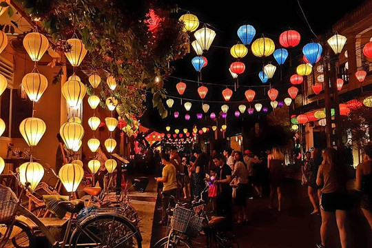 Những lễ hội mùa thu đẹp ở Việt Nam