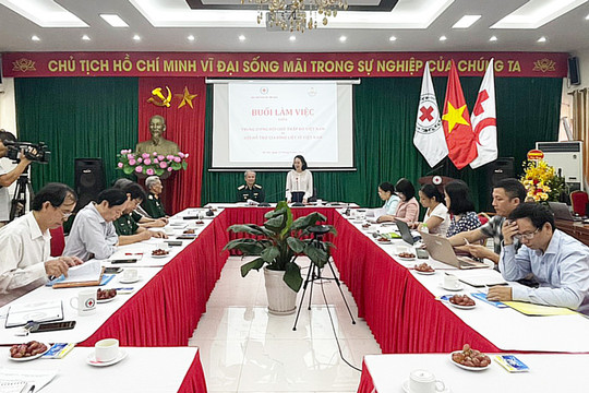 Thống nhất chương trình phối hợp giữa Hội Hỗ trợ gia đình liệt sĩ Việt Nam và Hội Chữ thập đỏ Việt Nam