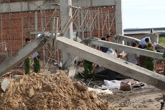 Tập trung khắc phục hậu quả vụ sập công trình tại khu công nghiệp Nhơn Hòa