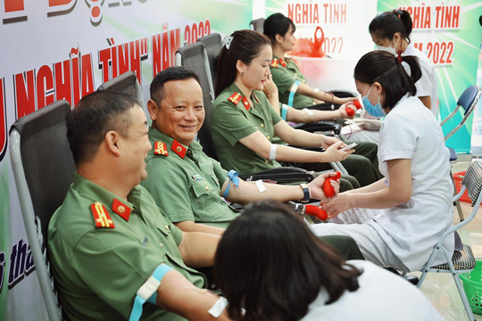 Công an thành phố Hà Nội phát động ''Hành trình giọt máu nghĩa tình năm 2022''