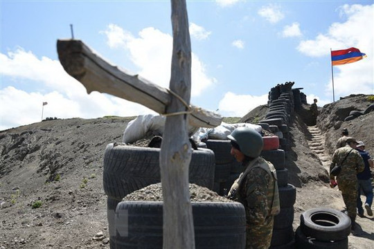 Hơn 170 binh sĩ thiệt mạng trong giao tranh ở biên giới Armenia - Azerbaijan