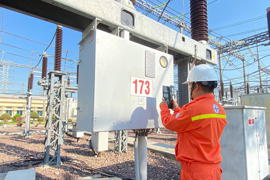 8 tháng năm 2022, EVNNPC đã khởi công được 56 dự án lưới điện
