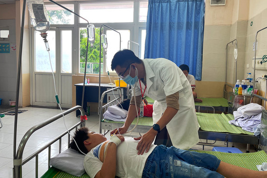 Đã có 1.500 túi dịch truyền dextran điều trị sốc sốt xuất huyết về Việt Nam