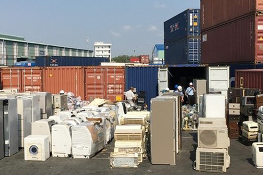 Đề nghị truy tố 26 bị can trong vụ buôn lậu hơn 1.000 container thiết bị cũ