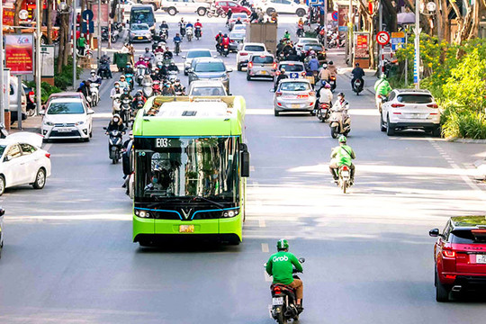 Tính toán kỹ lưỡng lộ trình chuyển đổi xe buýt xanh