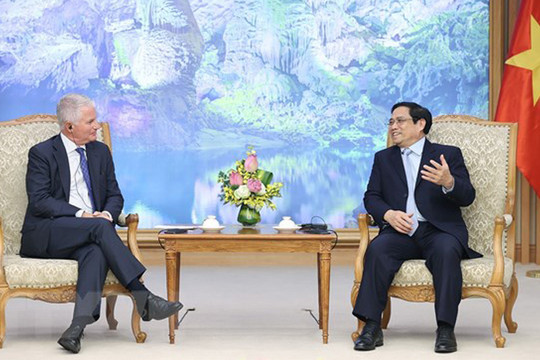 Thủ tướng Phạm Minh Chính tiếp Tổng Giám đốc toàn cầu Quỹ đầu tư Warburg Pincus
