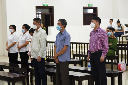 Tuyên án nguyên Thứ trưởng Bộ Y tế Trương Quốc Cường và đồng phạm trong phiên tòa phúc thẩm