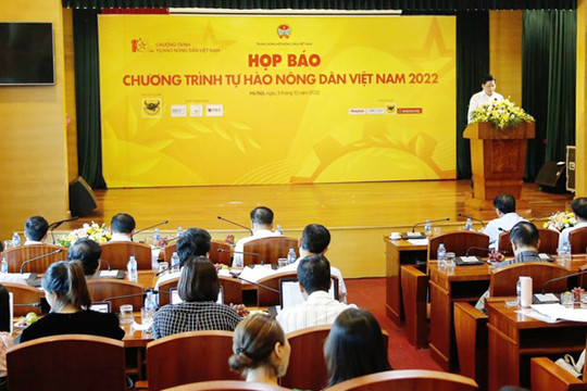 100 nông dân được trao danh hiệu “Nông dân Việt Nam xuất sắc”