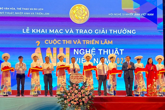 250 tác phẩm Triển lãm ảnh nghệ thuật Việt Nam năm 2022